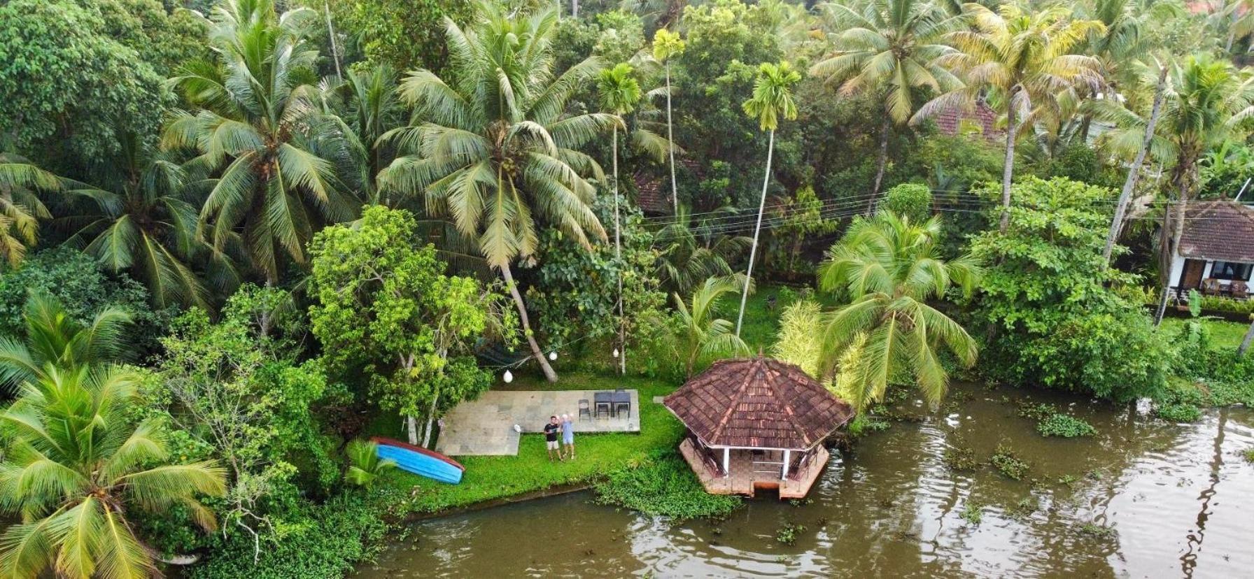 Sunsets&Palm Trees Bed and Breakfast Alappuzha Buitenkant foto