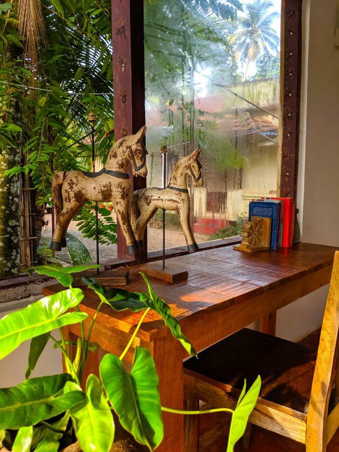 Sunsets&Palm Trees Bed and Breakfast Alappuzha Buitenkant foto