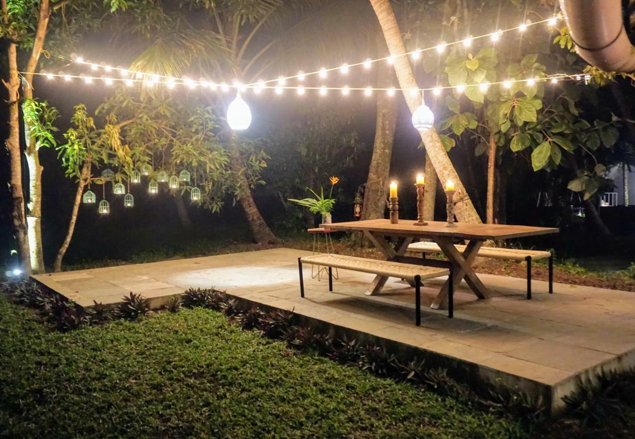 Sunsets&Palm Trees Bed and Breakfast Alappuzha Buitenkant foto